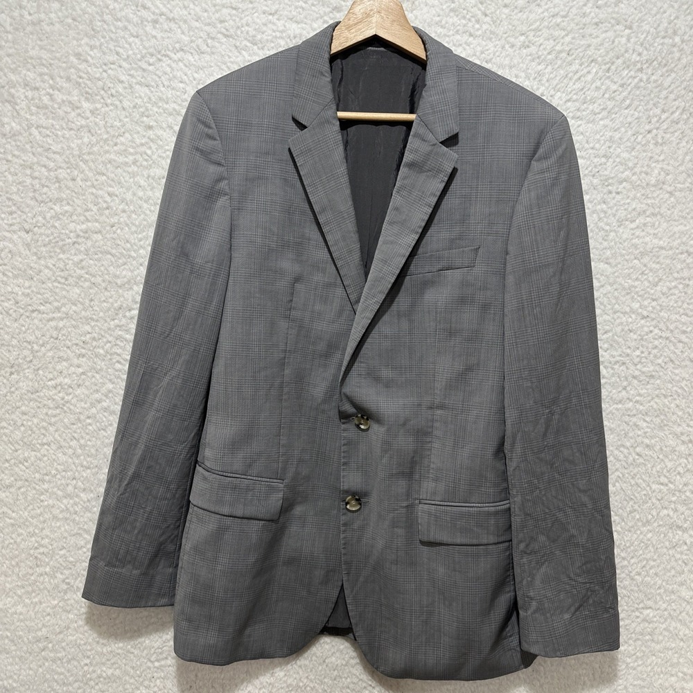 BOSS HUGO BOSS Blazer Men's Gray Plaid 100% Virgin Wool Blazer Size 40R‎